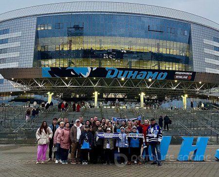 Поездка на хоккей всей семьей